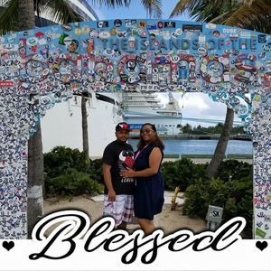 Meet your Posher, Aja